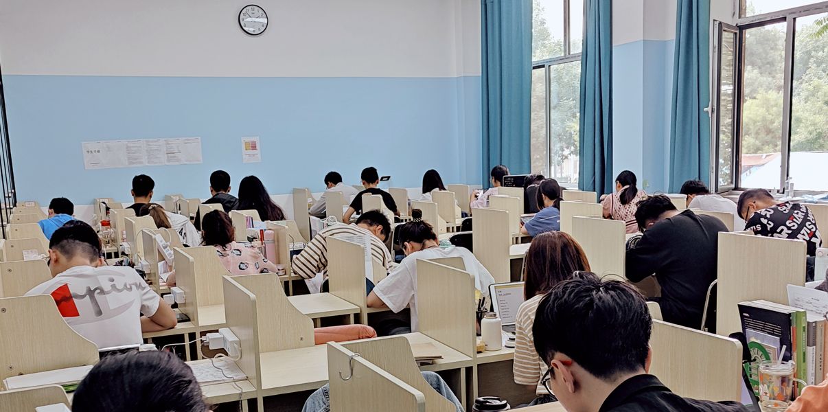 北海考研寄宿学校-学习氛围